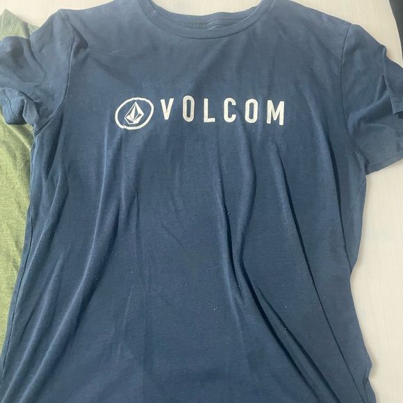 4 t shirts men’s. - Picture 4 of 4